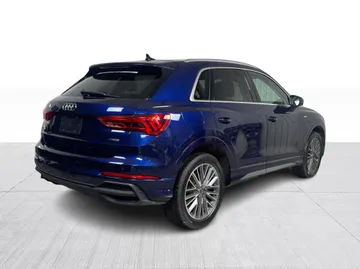 2023 Audi Q3 - image 15