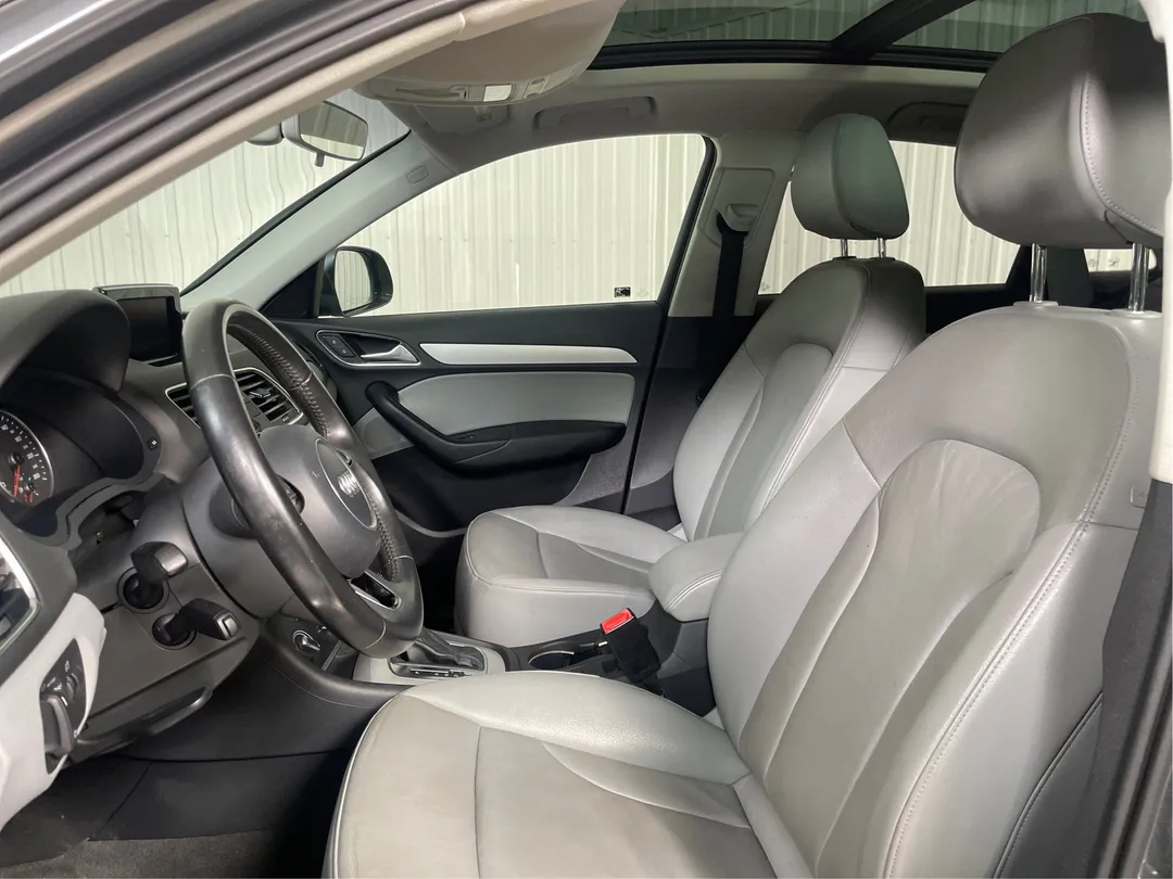 2016 Audi Q3 — photo 3