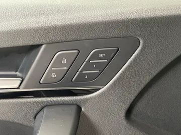 2020 Audi Q5 - image 22