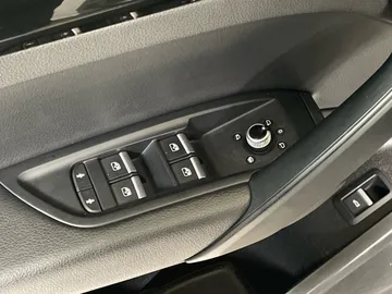 2020 Audi Q5 - image 29