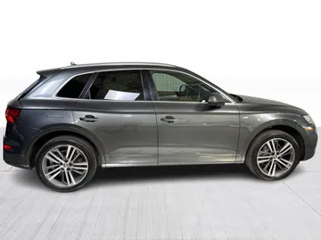 2018 Audi Q5 - image 2