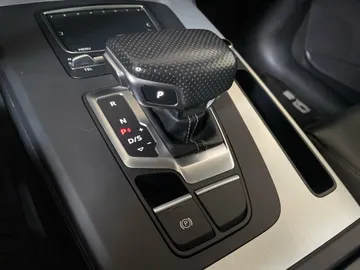 2018 Audi Q5 - image 31