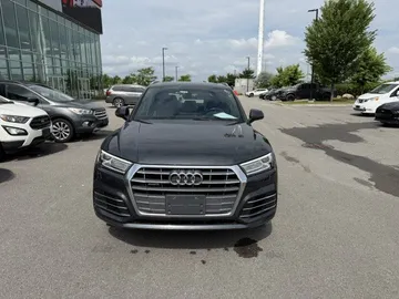 2018 Audi Q5 - image 2