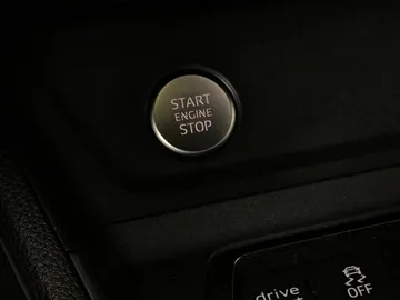 2019 Audi Q3 - image 23