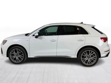 2019 Audi Q3 - image 9