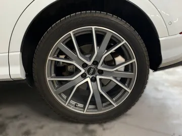 2019 Audi Q3 - image 6