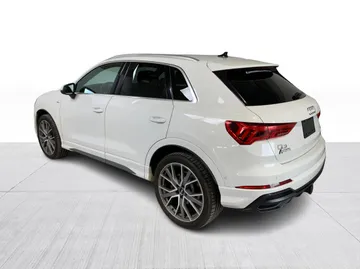 2019 Audi Q3 - image 10