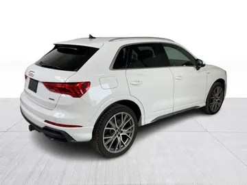 2019 Audi Q3 - image 13