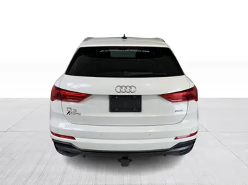 2019 Audi Q3 - image 11