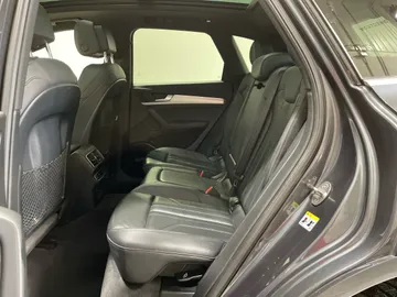 2018 Audi Q5 - image 16