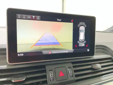 2018 Audi Q5 - image 21