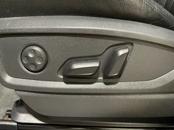 2018 Audi Q5 - image 19