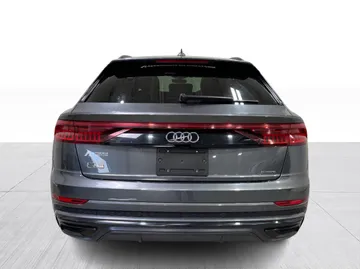 2019 Audi Q8 - image 13