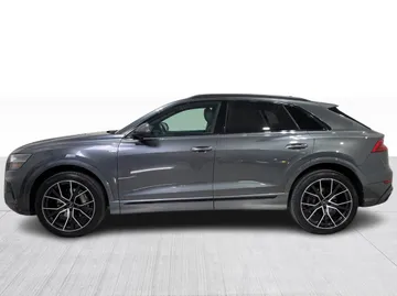 2019 Audi Q8 - image 11