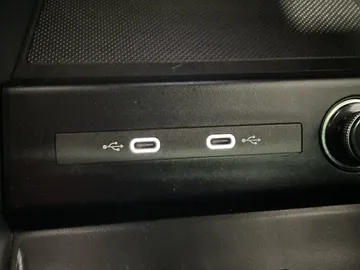 2024 Audi Q4 e-tron - image 28