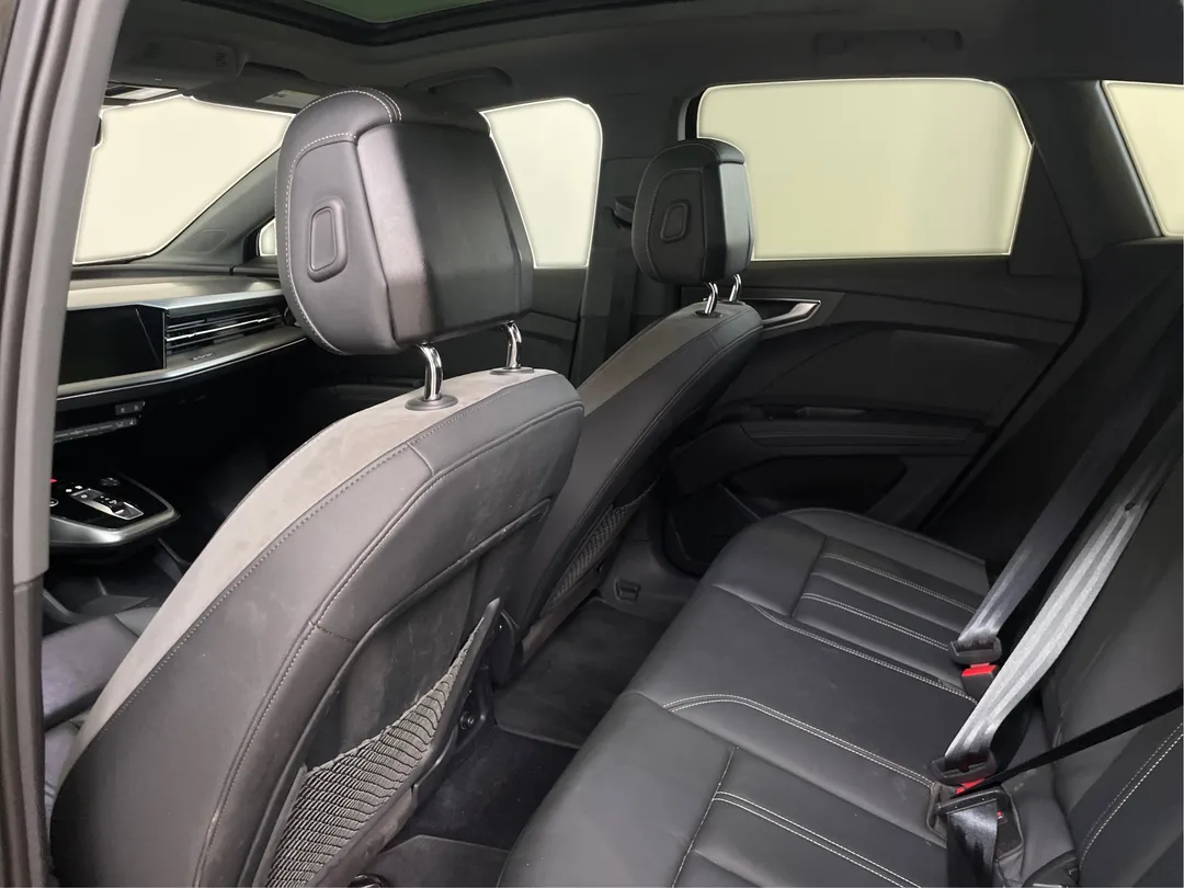 Audi Q4 e-tron 2024, photo 10