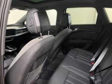 2024 Audi Q4 e-tron - image 11