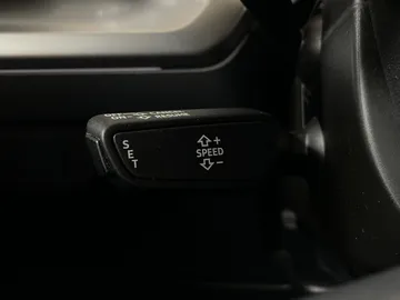 2024 Audi Q4 e-tron - image 28