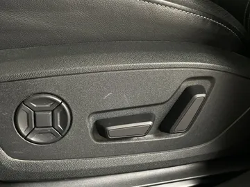 2024 Audi Q4 e-tron - image 18