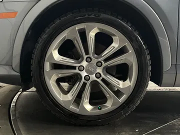 2018 Audi Q3 - image 7