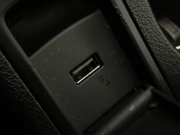 2018 Audi Q3 - image 28