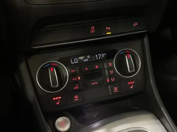 2018 Audi Q3 - image 20
