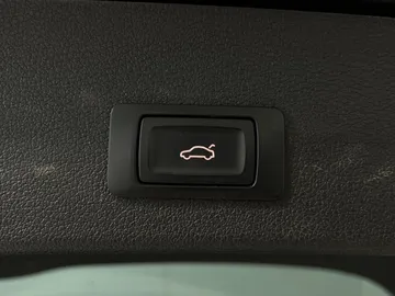2017 Audi Q5 - image 20