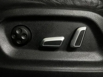 2017 Audi Q5 - image 19