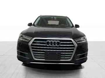 2019 Audi Q7 - image 9