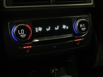 2019 Audi Q7 - image 24