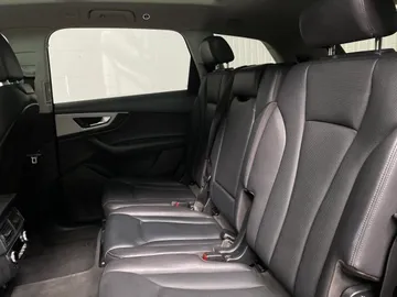 2019 Audi Q7 - image 16