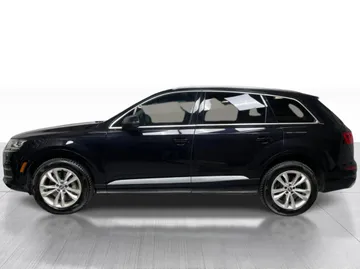 2019 Audi Q7 - image 11