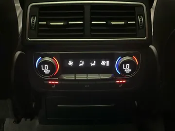 2017 Audi Q7 - image 22