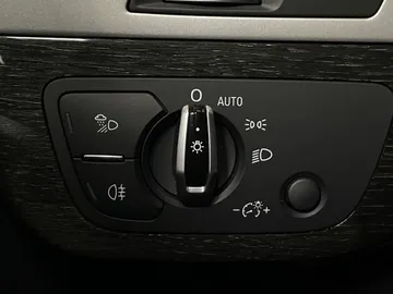 2017 Audi Q7 - image 17