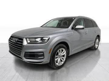 2017 Audi Q7 - image 9