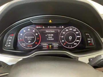 2017 Audi Q7 - image 18