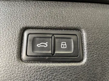 2017 Audi Q7 - image 36