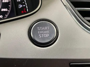 2017 Audi Q7 - image 24