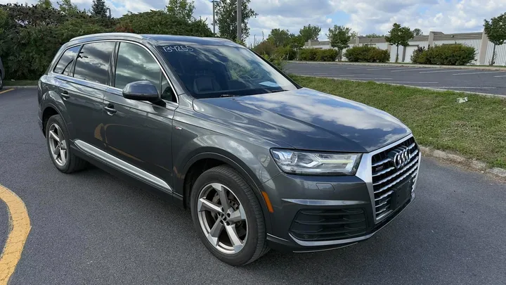 2019 Audi Q7 - main image