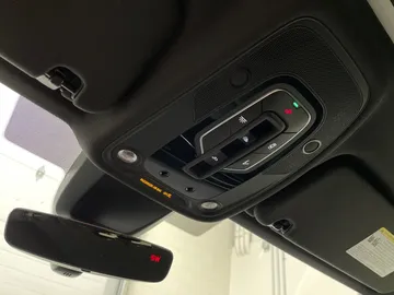 2022 Audi Q7 - image 18