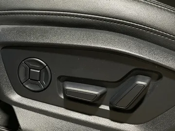 2022 Audi Q7 - image 20