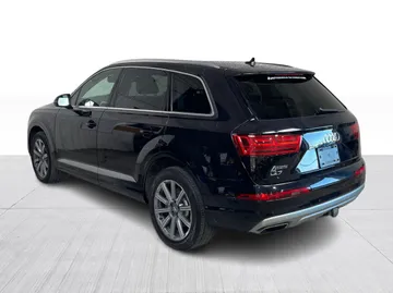 2019 Audi Q7 - image 6