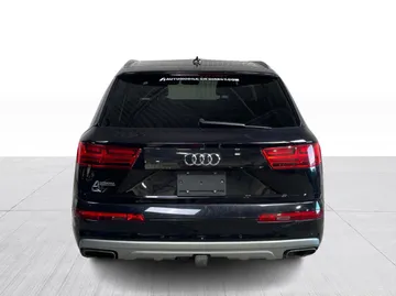 2019 Audi Q7 - image 7