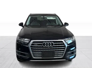 2019 Audi Q7 - image 2
