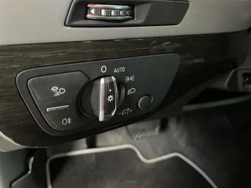 2019 Audi Q7 - image 18