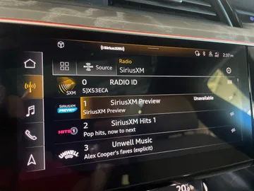 2022 Audi E-tron - image 34
