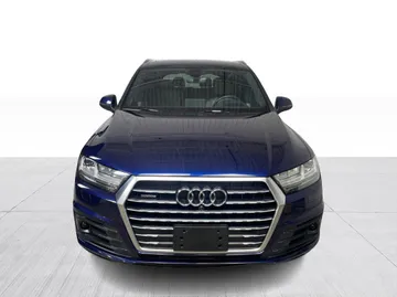 2018 Audi Q7 - image 8