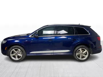 2018 Audi Q7 - image 10