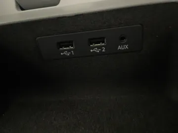 2018 Audi Q7 - image 36