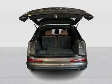 2017 Audi Q7 - image 14